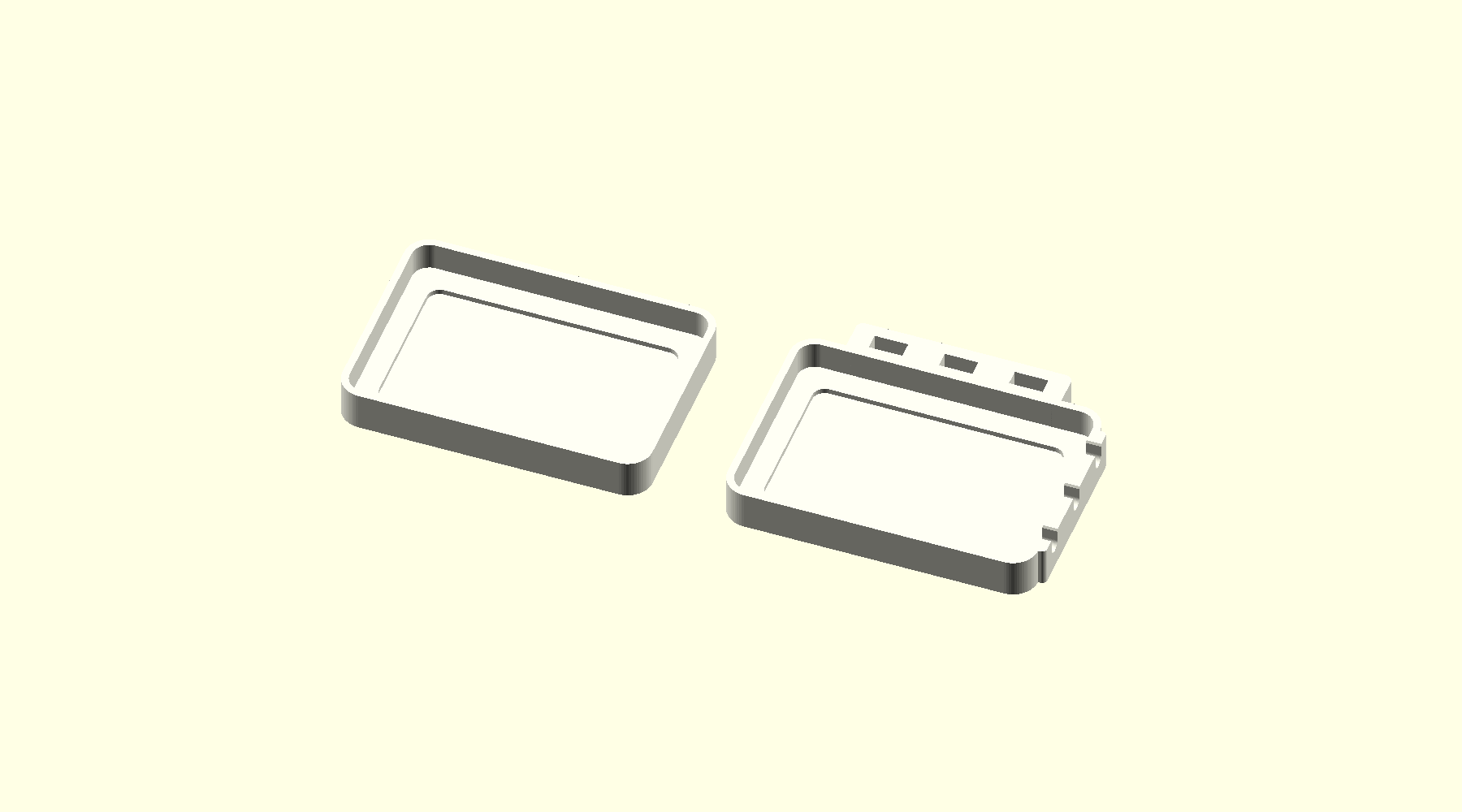 ภาพ CAD เปรียบเทียบถาดเรียบด้านซ้ายกับรุ่นมีช่องเก็บ USB และพักสายด้านขวา